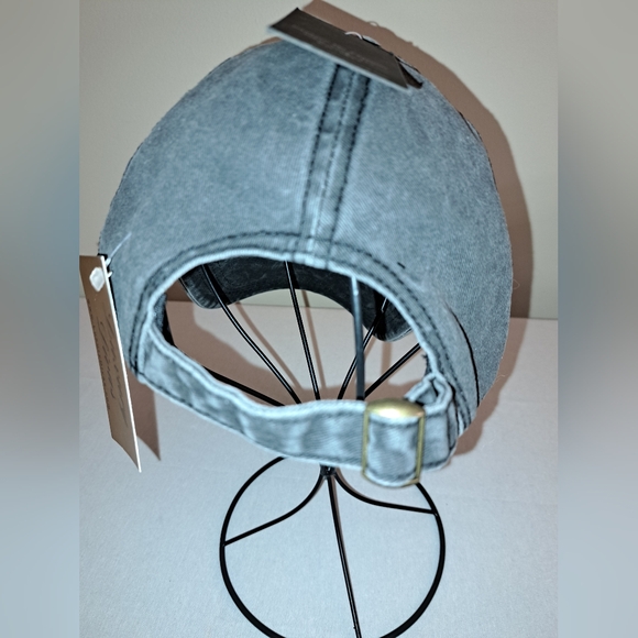NEW David And Young "Dog Mom" Adjustable Fit Baseball Cap In Acid Washed Grey - Picture 5 of 9